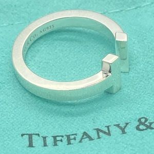 Tiffany & Co. T square Sterling silver ring sz 8